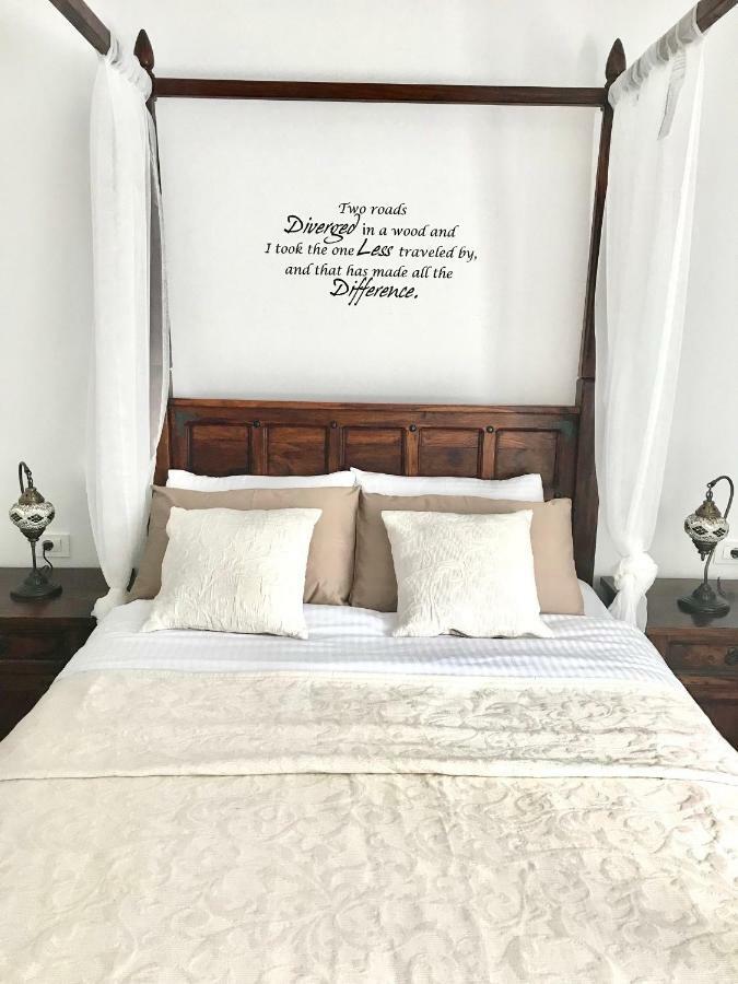 Cocoville Beach House- Makarska Appartamento Esterno foto
